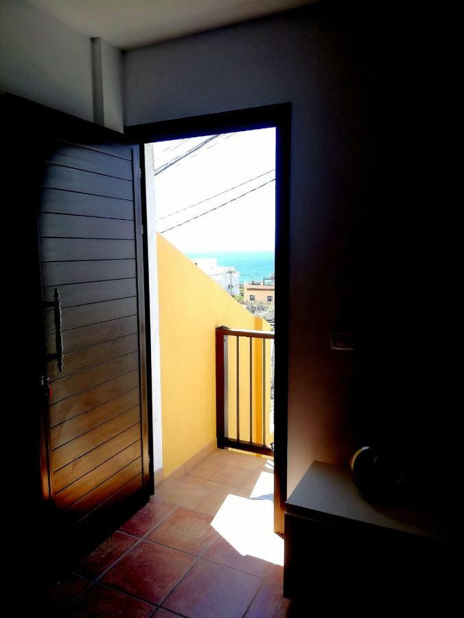 Apartamento La Caleta Isla De El Hierro Terrace With Incredible Views Apartment ภายนอก รูปภาพ